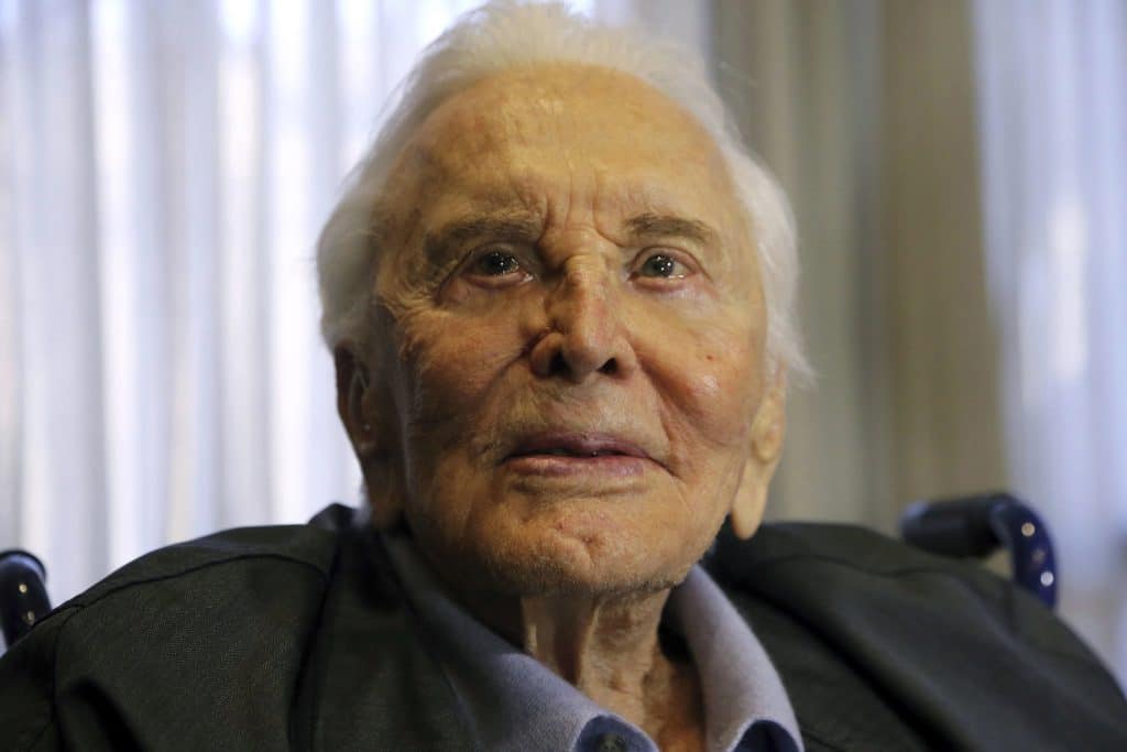 Kirk Douglas  l acteur de Spartacus et star de l ge d or 